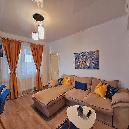Apartament Gabrox Navodari Bagian luar foto